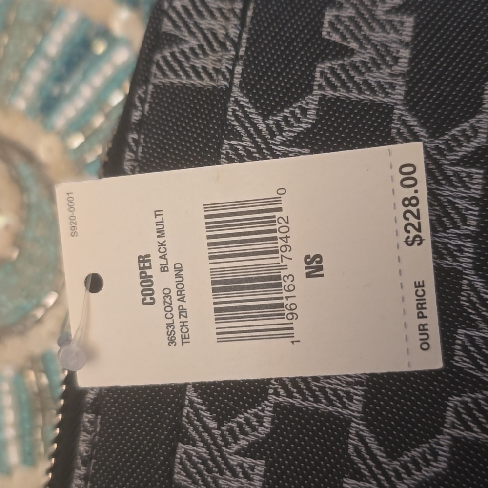 MICHAEL KORS WALLET - Picture 11 of 12